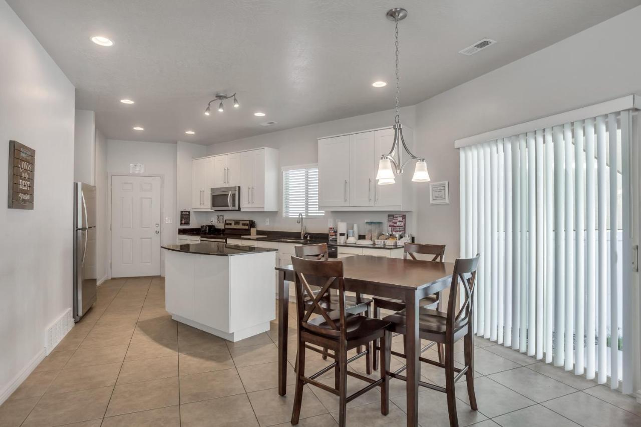 Spacious & New Guesthouse In Orem/Provo Exterior photo